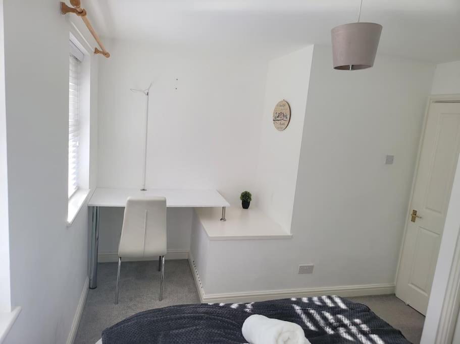 2 Bedroom End Of Terrace House 惠灵顿 外观 照片